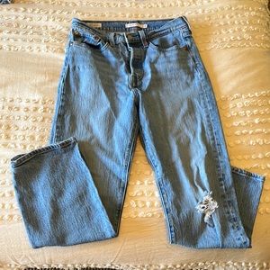 Levi’s Wedgie Straight Jeans
